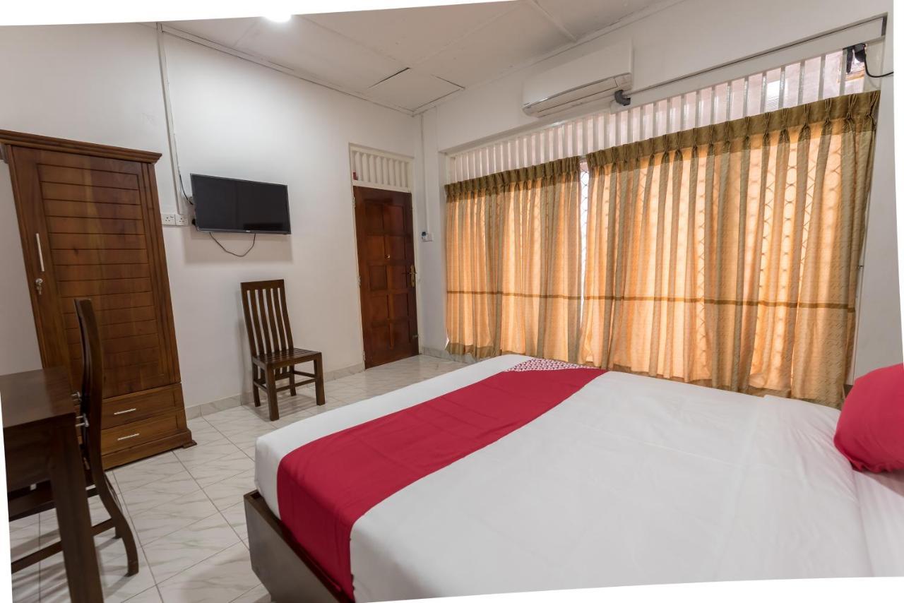 Oyo 102 Metro Marine Drive Hotel Colombo Exterior photo